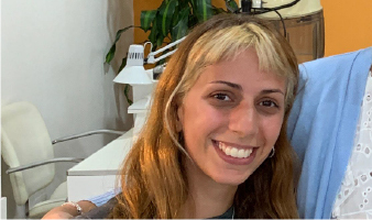 Ayudante uno en la peluquería